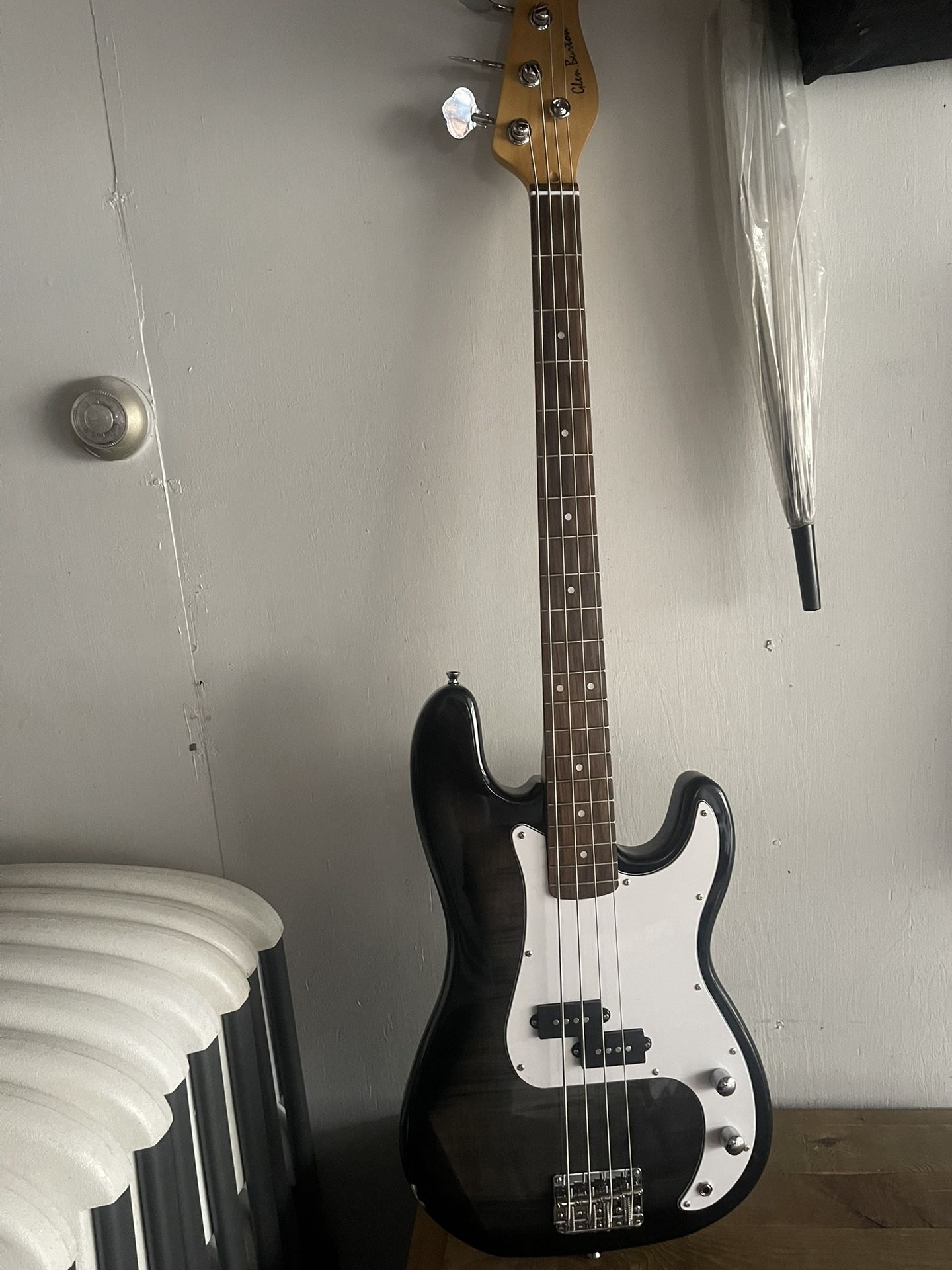 Bajo Eléctrico
