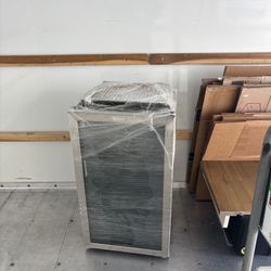 Mini Fridge  110-130 Can Capacity