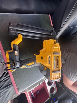 Dewalt 18 gauge brad nailer