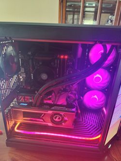Hyte Y70 Gaming PC great for beginners!