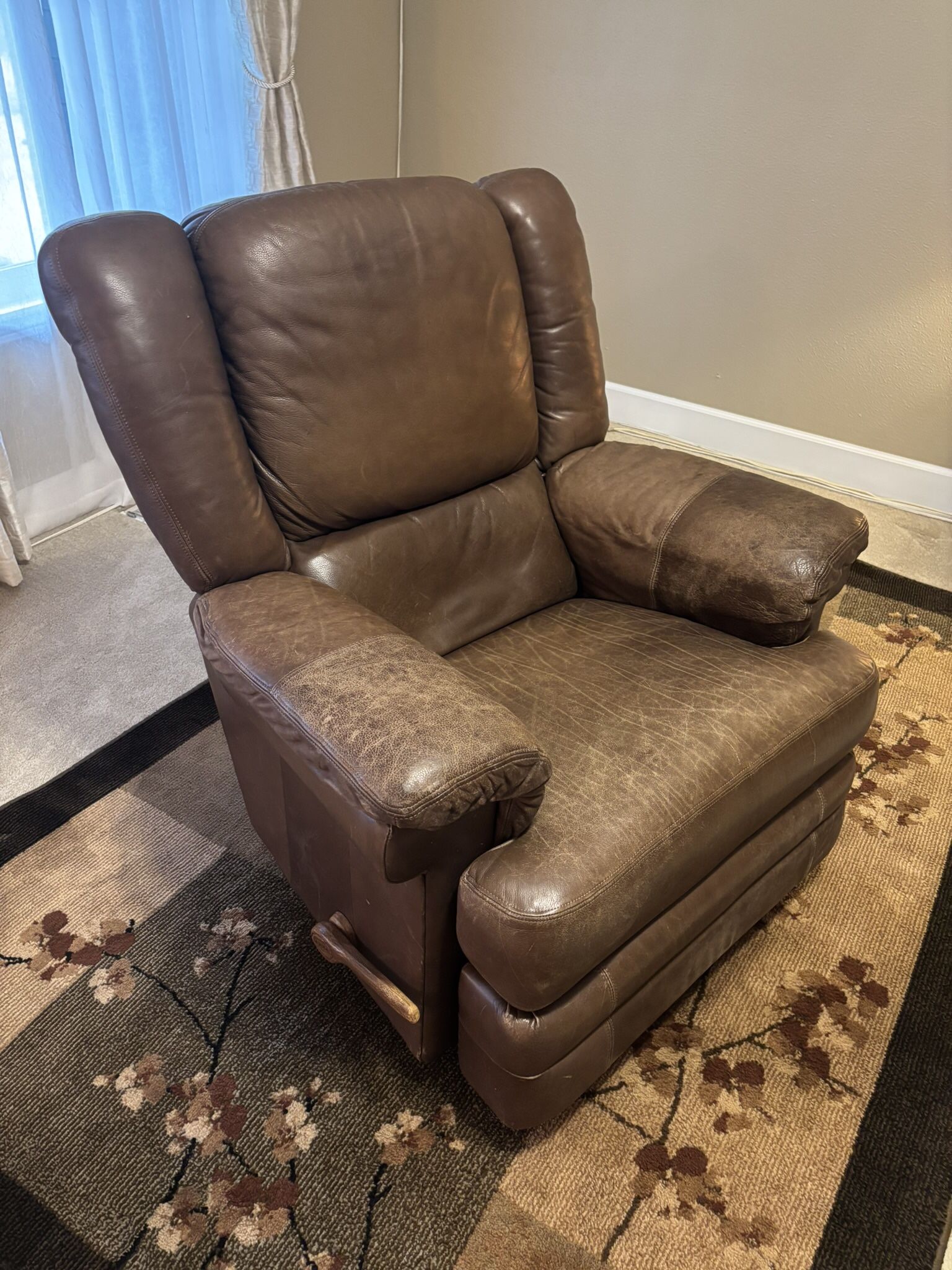 La-z-Boy Leather Recliner