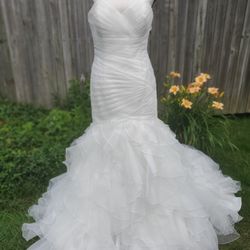 Size 12 NEW Ivory Strapless Mermaid Style Wedding Gown