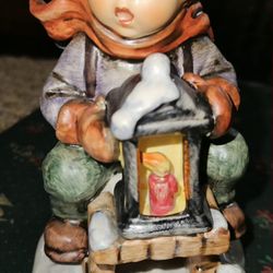 Humnel Goebel Ride Into Christmas Boy