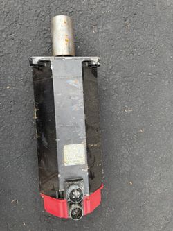 GE FANUC a30/1200 AC SERVO MOTOR A06B-0151-B075#7008. 3.3kW, 191V, 11A, 1200 RPM