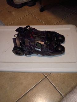 Vintage Mattel 2005 Batman Begins Tumbler Batmobile