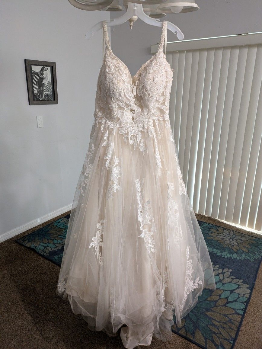 Wedding Dresses And Lavender Dress