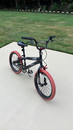 BICYCLE 18”  MONGOOSE MODE with Front & Rear BRAKES Works & Runs Great 👍 like new