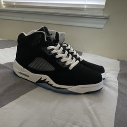 Jordan 5 Oreo Size 8.5