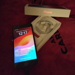 The NEW iPhone SE 64GB Verizon Wireless in (PRODUCT)RED is a sleek and powerful smartphone by Apple. Featuring a Hexa Core Apple A15 Bionic chipset an
