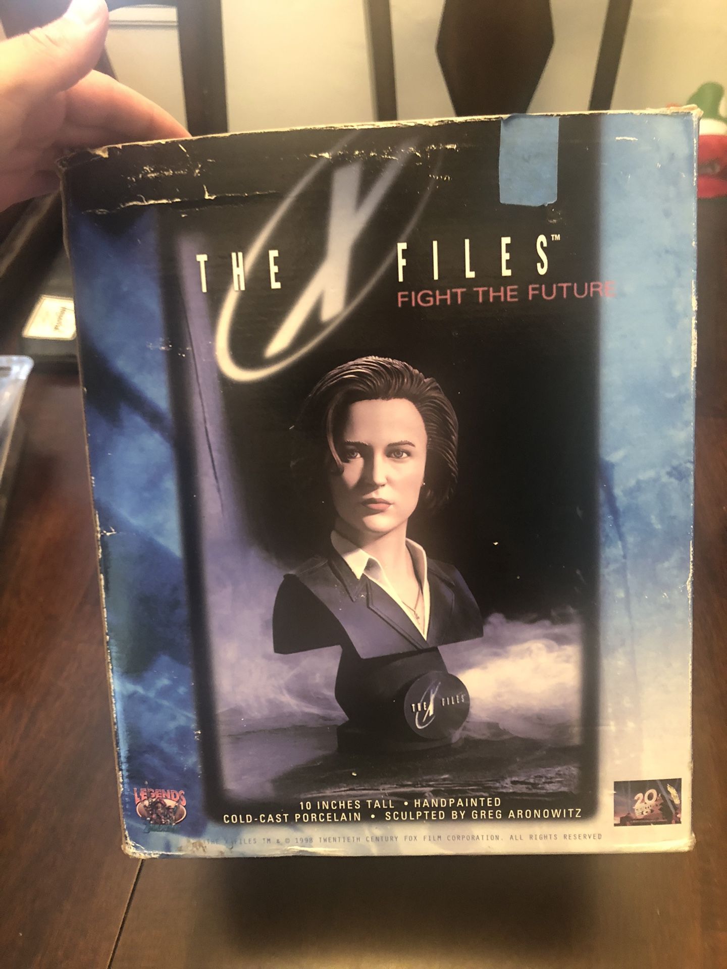 THE XFILES SCULLY BUST STATUE
