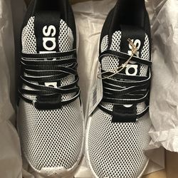 Adidas Lite Racer - size 4 kids 