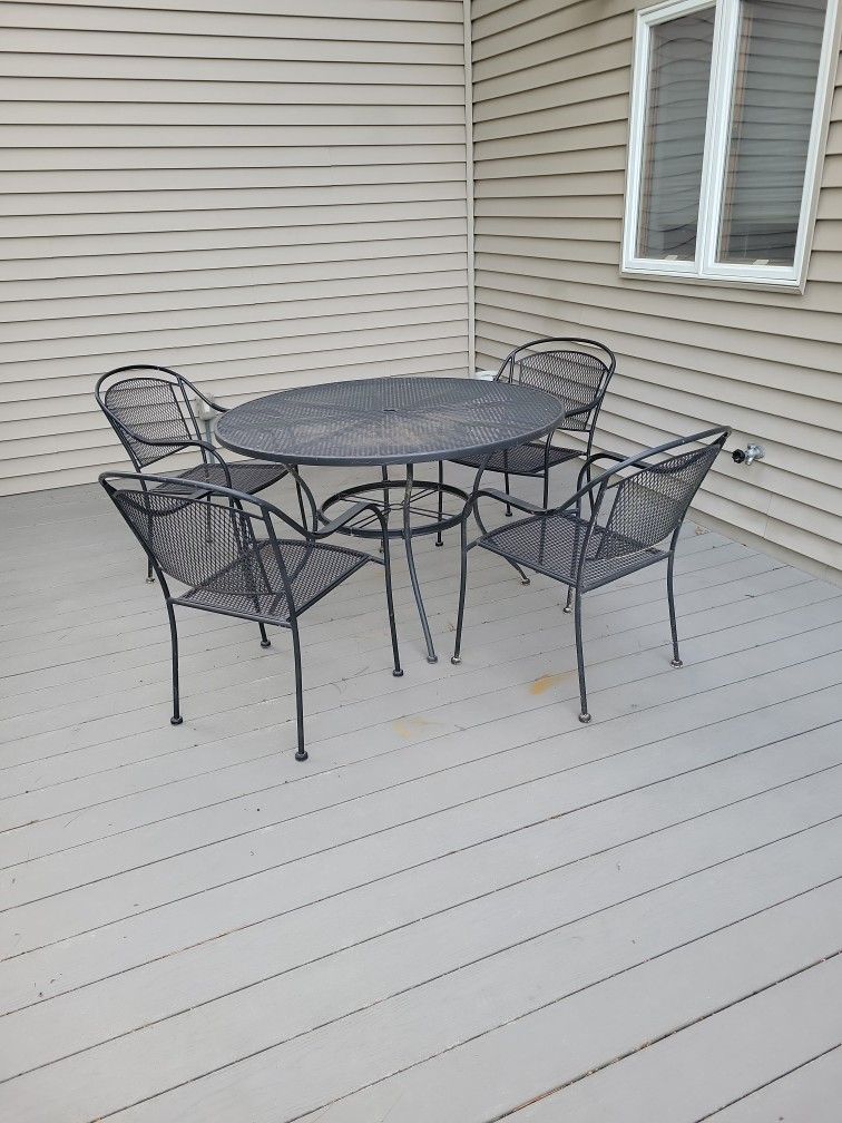 Patio Set