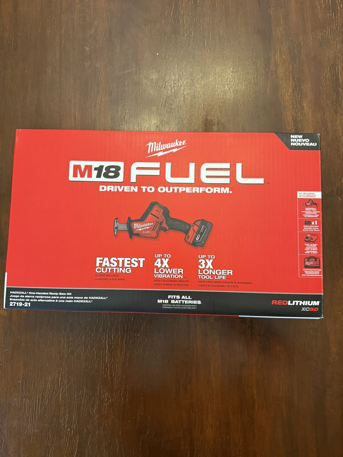 Milwaukee M18 FUEL HACKZALL/SAWZALL Reciprocating Saw Kit with Charger and Battery