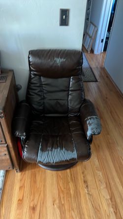 Free recliner chair