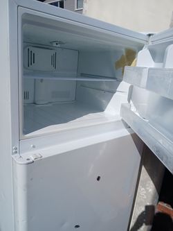 Haeir white apartment fridge in great shape