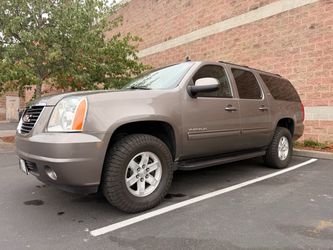 2014 GMC Yukon XL · SLT Sport Utility 4D