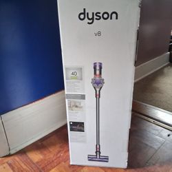 Brand New Dyson V8 Silver