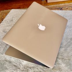 Apple MacBook Pro 15” Retina Core I7 16GN Ram, 1 Terabyte Ssd $375