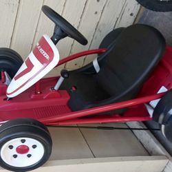 Radio Flyer Kids Go Kart, 24V Ultimate Outdoor Racing Cart for Ages 3 to 8 Years Old, Red
