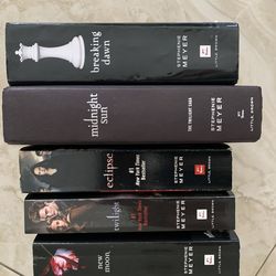 Twilight Saga Book Set by Stephenie Meyer Pick up Coral Springs 33071