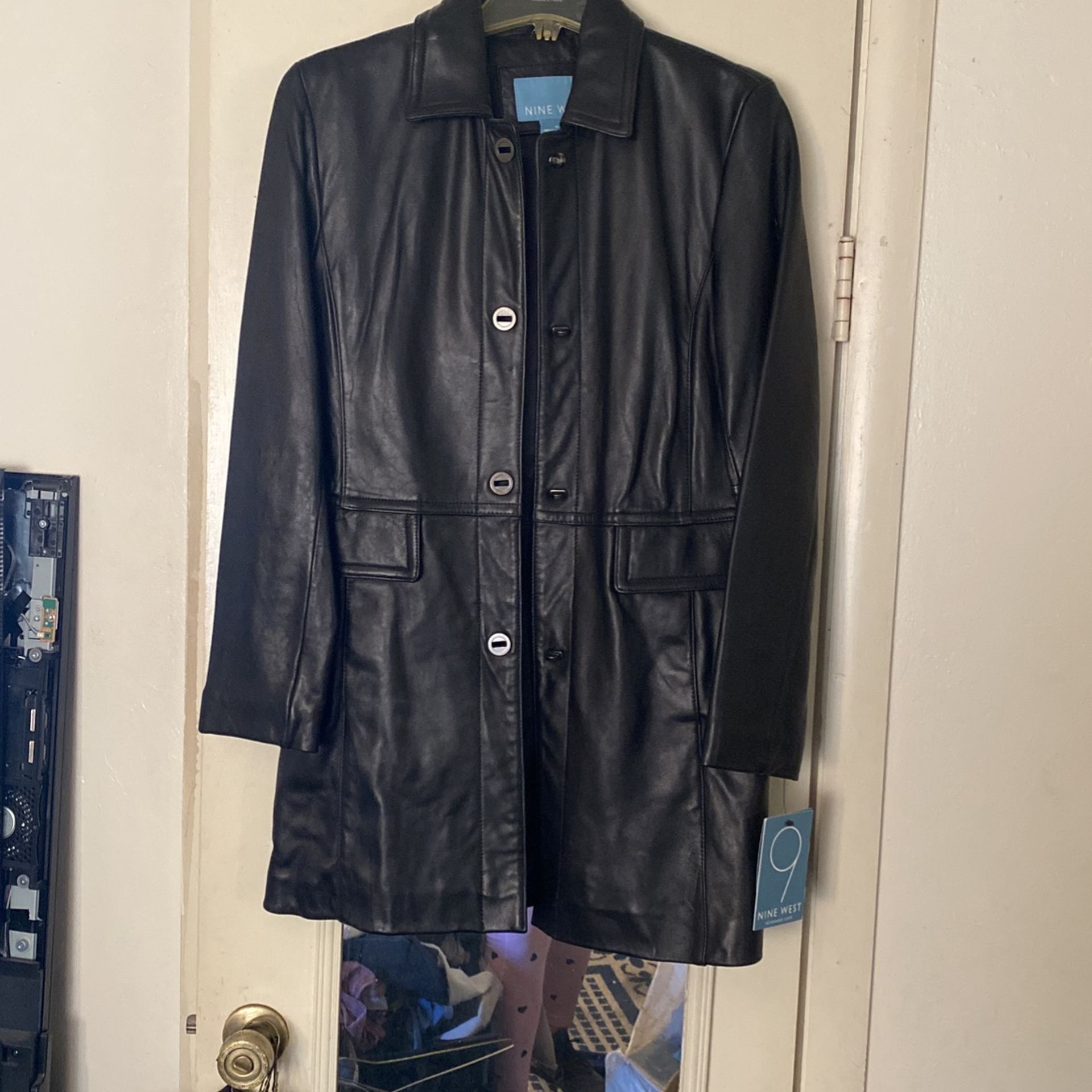 Women’s Medium Brand New Leather New West Jacket 