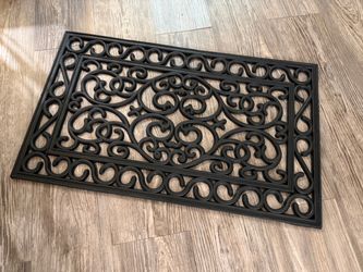 Black Rubber Scroll Design Door Mat
