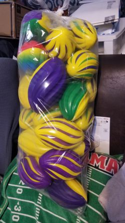 Mardi Gras Throws 24to26 Per Bag $44