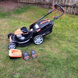 Yard Force electric 120 volt cordless lawn mower with 2 batteries and charger self-propelled works great