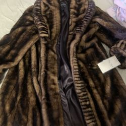 Terry lewis top fur coat