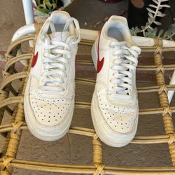 Nike Court Vision Low-Womens 