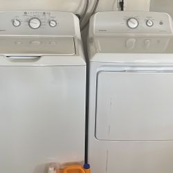 Hotpoint Washer & Dryer Set