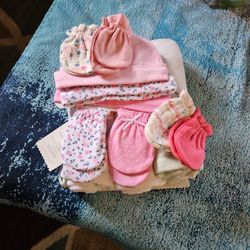 Bennies, Mittens And Towels 