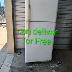 Kenmore Refrigerator 20 Cuft (Size 30" W 32" D 69" H