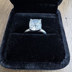 2.73 CT Cushion (Taylor Swift Cut) Lab Diamond Ring F VS1 IGI Certified Platinum Band