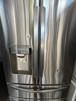REFRIGERATOR LG 4 Doors stainless steel