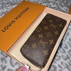 LV wallet