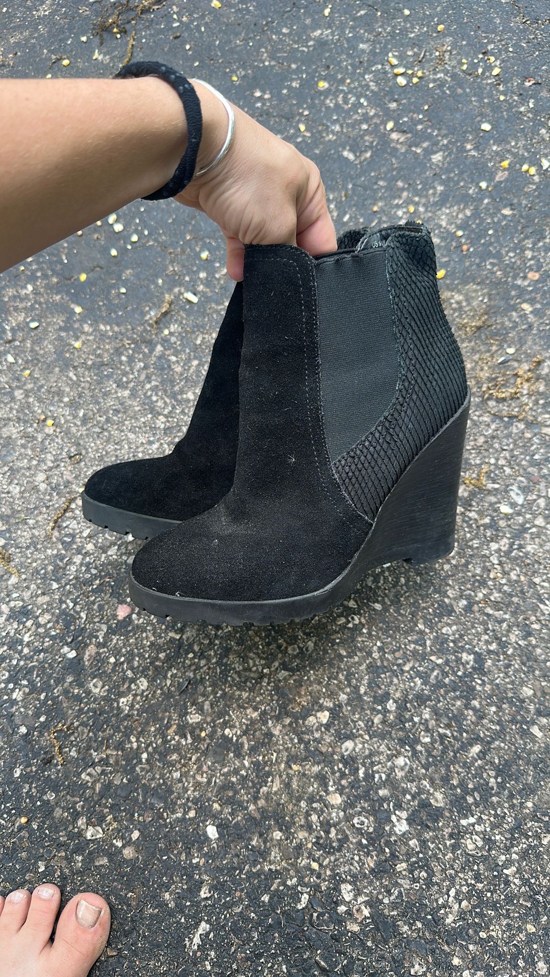 Women’s Sz 6