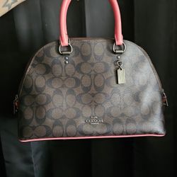 Coach Handbag w/matching wallet