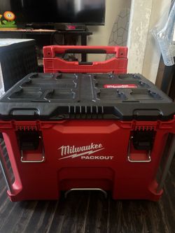 Milwaukee packout