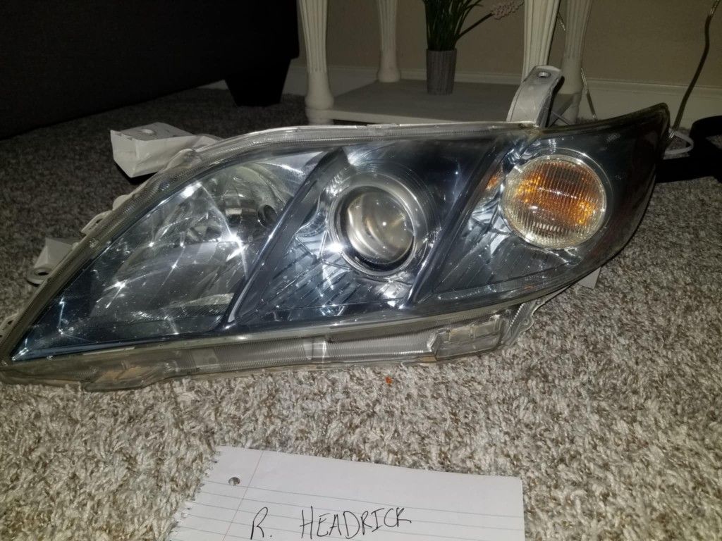 2007-2009 Toyota Camry OEM Headlights