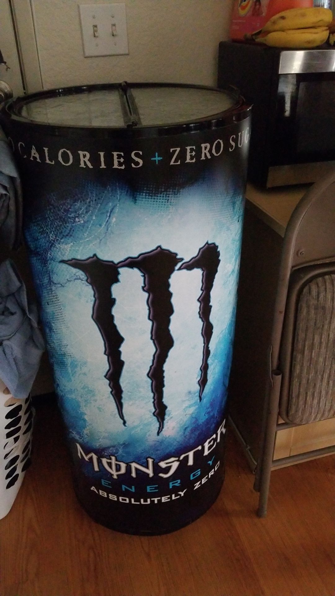Monster cooler it electric very cooler