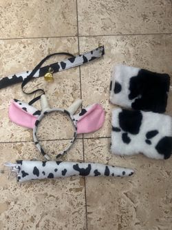 Cow costume accessories
