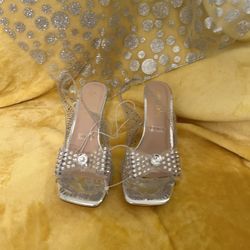 Elegant Sandals Sz 8