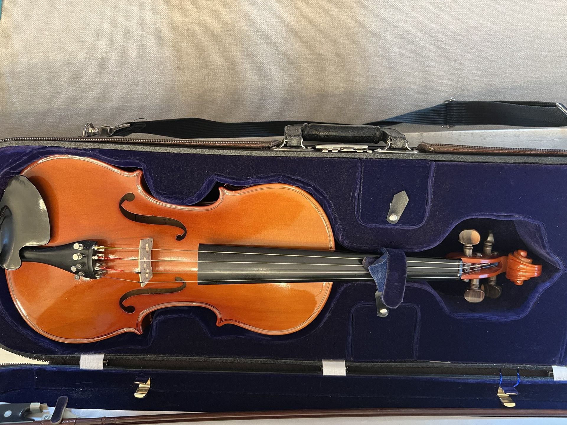 Full Size Student Violin
