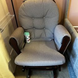 Nursery Rocking Chair 