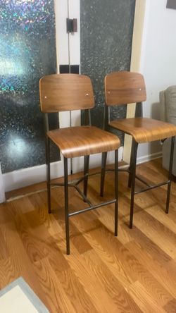 New barstools for $50