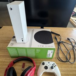 Xbox Gaming Bundle