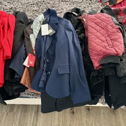 More than 200 women’s clothes for sale. Different sizes. $1 each 