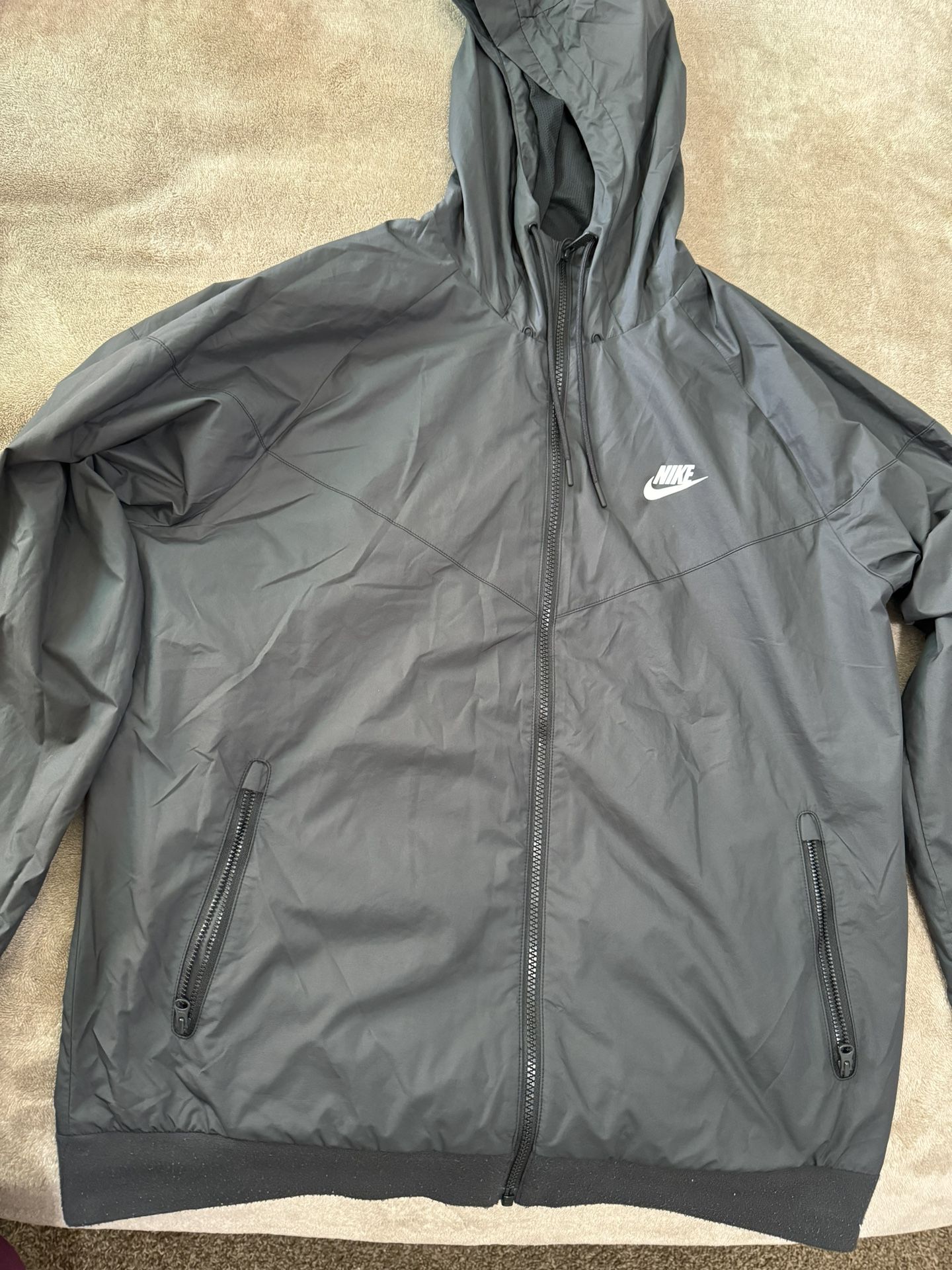 Mens Nike Jacket Size L