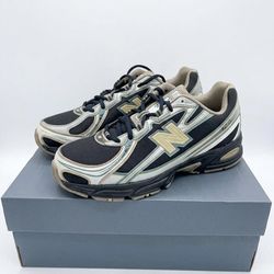 New Balance Shoes (size 11.5)